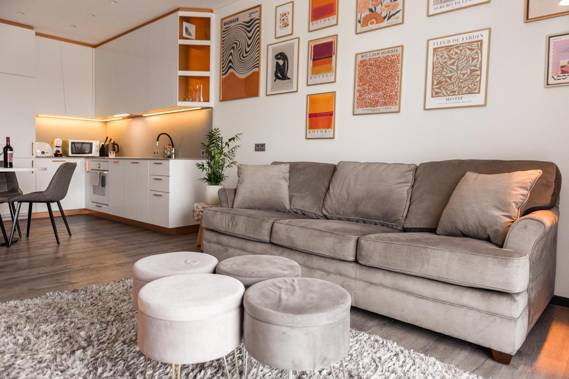 Bright Kaunas Apartment With Castle View Eksteriør bilde