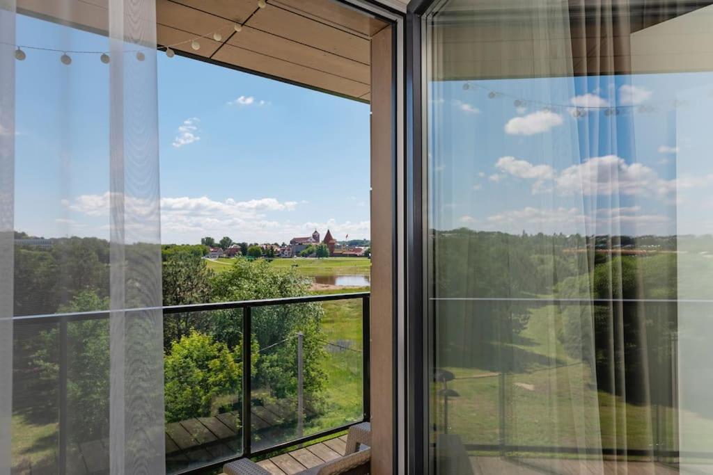 Bright Kaunas Apartment With Castle View Eksteriør bilde